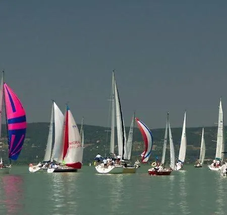 Crystal Apartement A Balatonföldvár